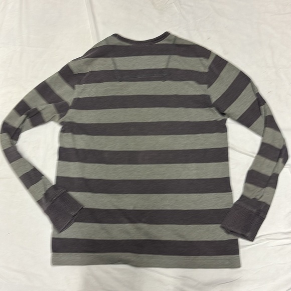 Crewneck Timberland Sweater Size Large - Picture 6 of 6